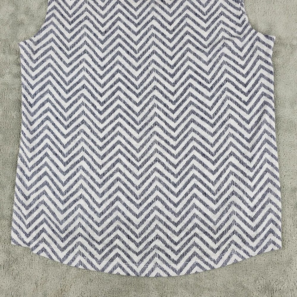 Athleta shirt womens small scoop neck sleeveless blouse chevron allover print - Picture 9 of 12